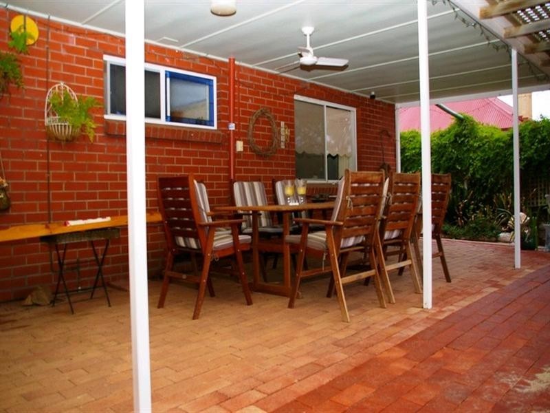 2 Marrara Street, Renmark SA 5341