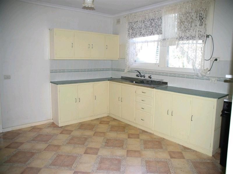 11 Myrtle Street, Renmark SA 5341