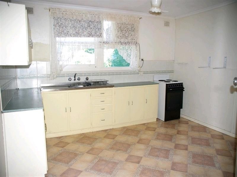 11 Myrtle Street, Renmark SA 5341