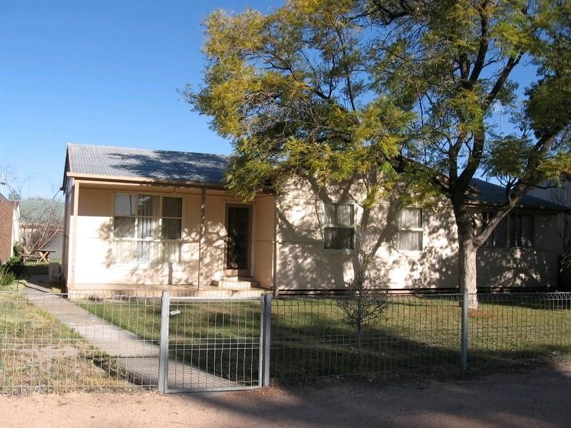 133 Renmark Avenue, Renmark SA 5341