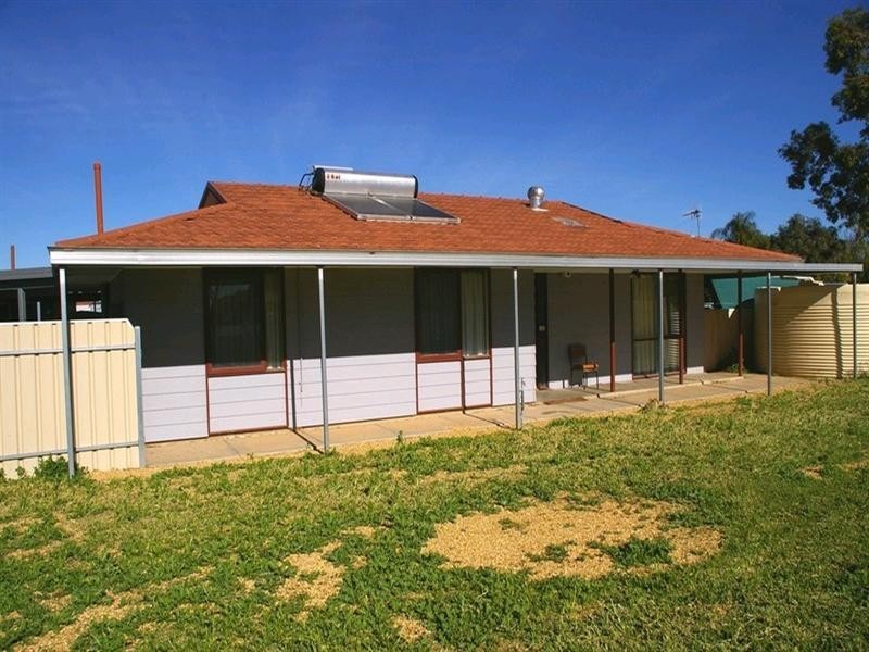 1 Ogilvy Street, Renmark SA 5341