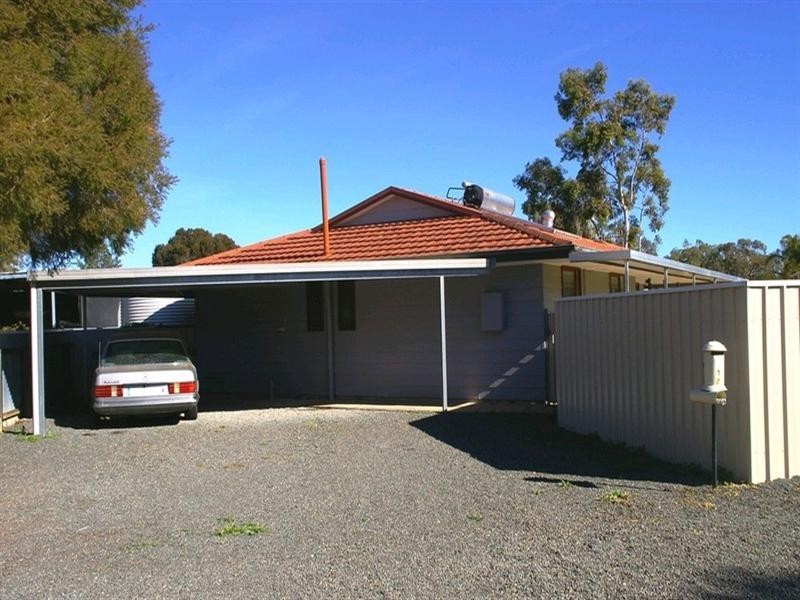 1 Ogilvy Street, Renmark SA 5341