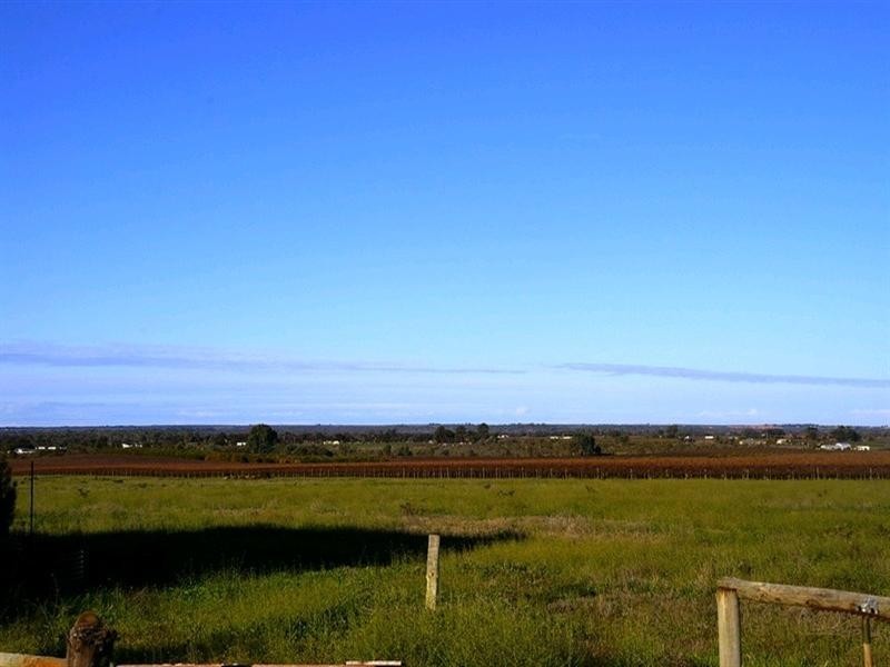 212 Cooltong Avenue, Renmark SA 5341