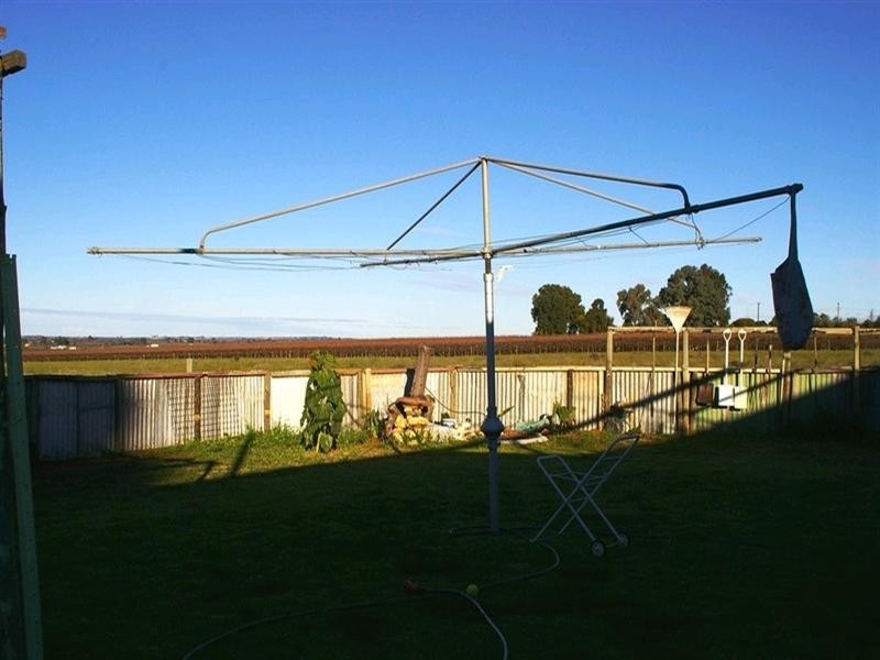 212 Cooltong Avenue, Renmark SA 5341