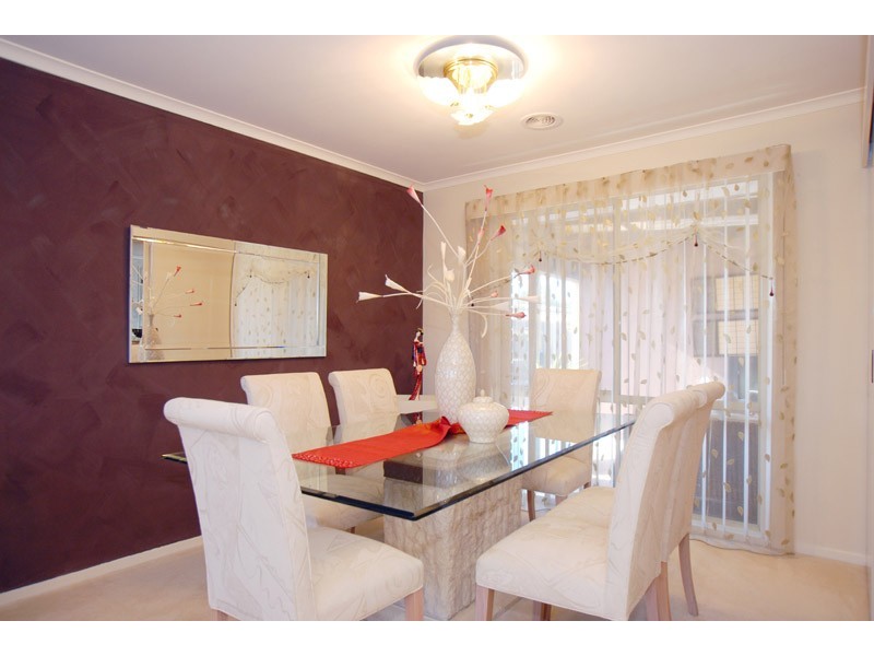 25 Brett Drive, Keysborough VIC 3173