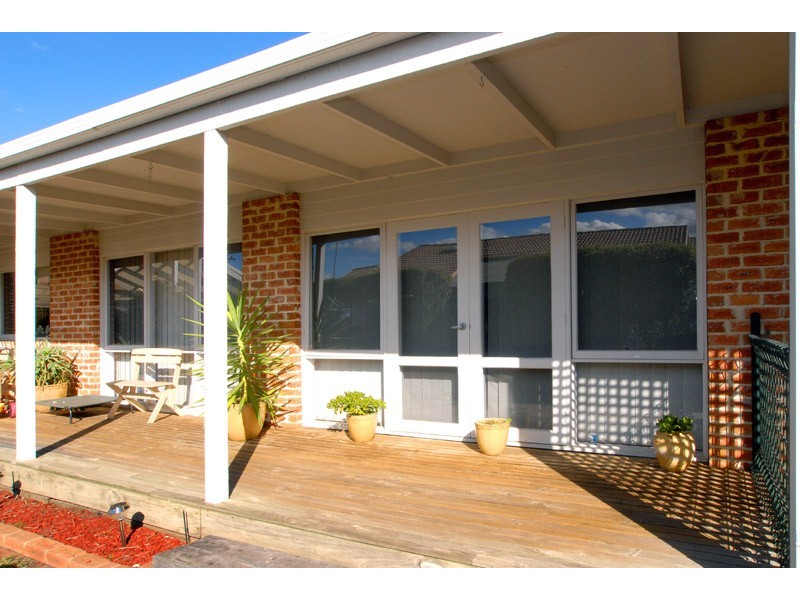 37 Nurten Parade, Aspendale Gardens VIC 3195