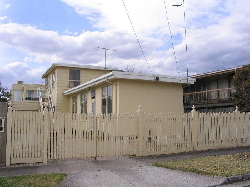 2/7 Ideal Avenue, Aspendale VIC 3195