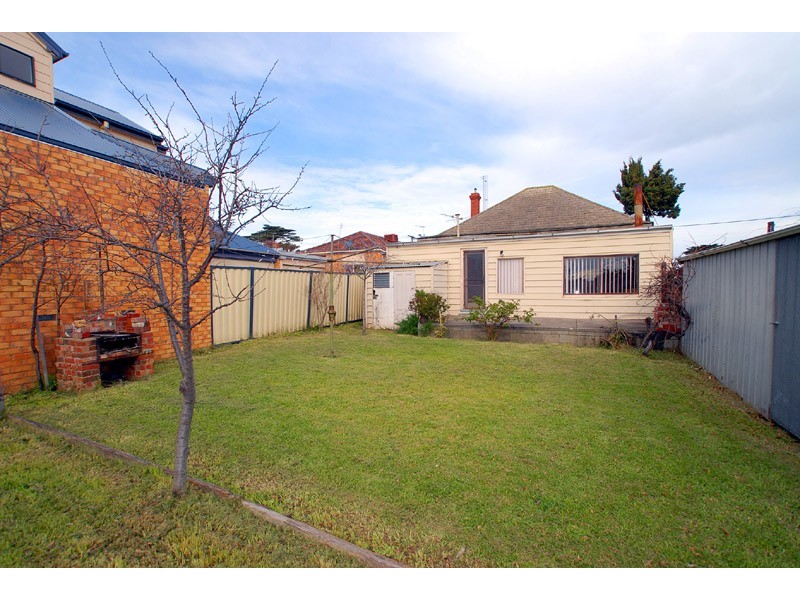 7 Park Street, Mordialloc VIC 3195