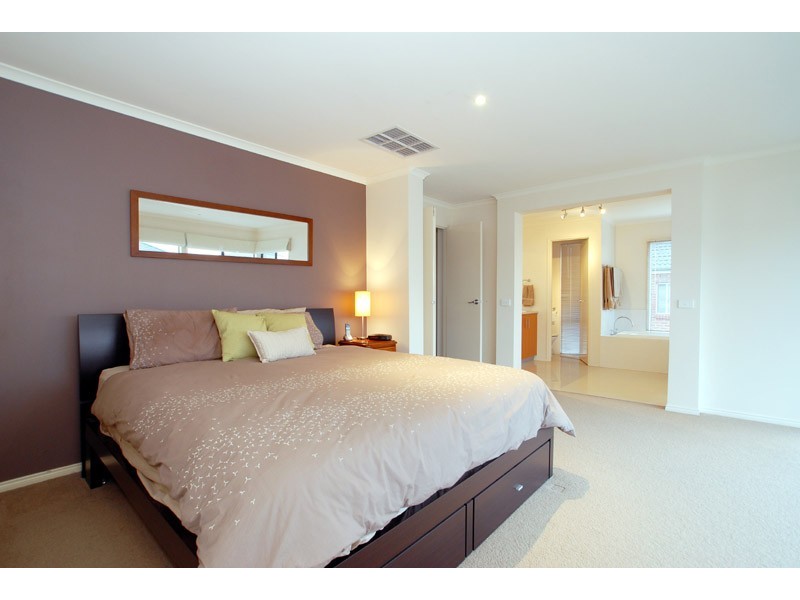 3 Winterset Close, Mordialloc VIC 3195