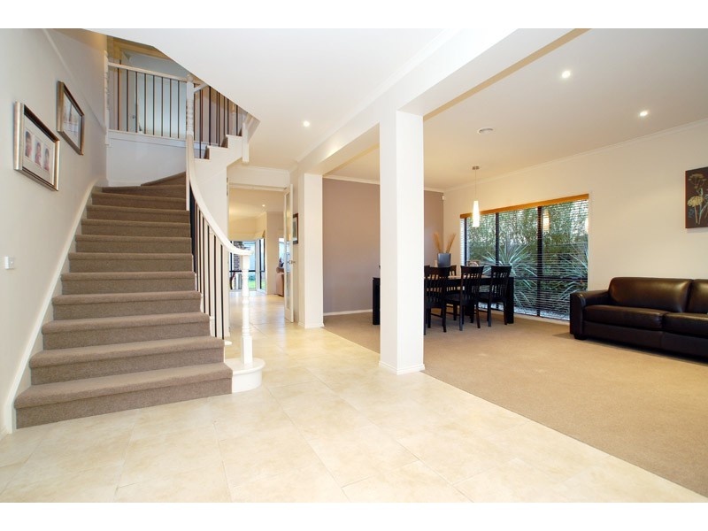 3 Winterset Close, Mordialloc VIC 3195