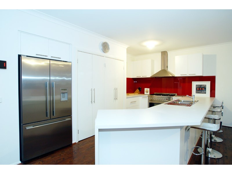 9 Coorong Circle, Waterways VIC 3195