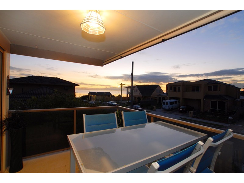 1/8 Harding Avenue, Bonbeach VIC 3196