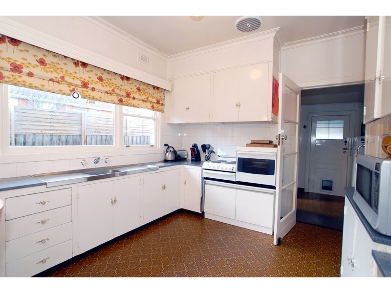 13 Barker Street, Cheltenham VIC 3192