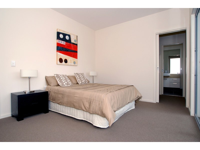 12/60-68 GLADESVILLE Boulevard, Patterson Lakes VIC 3197