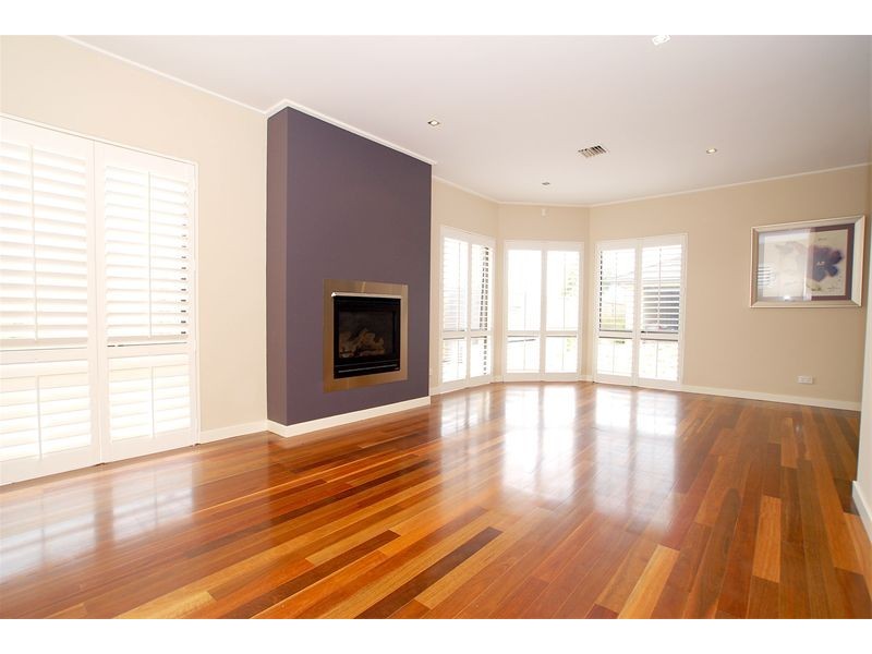 7 Burdekin Boulevard, Waterways VIC 3195