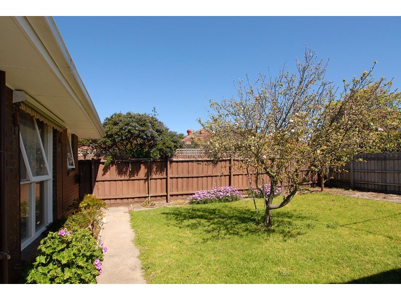 1 Tarlee Court, Aspendale VIC 3195