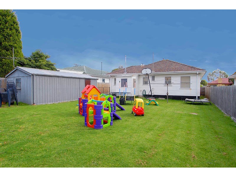 10 McNab Court, Dandenong VIC 3175