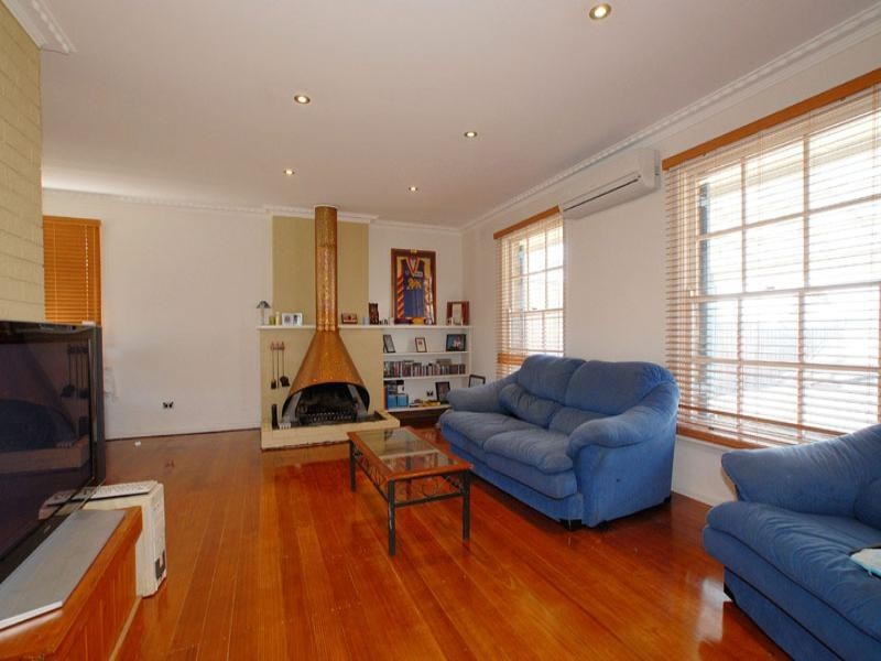 152 Hall Road, Carrum Downs VIC 3201