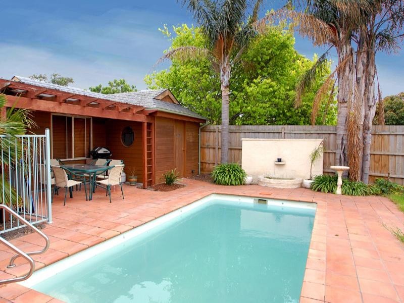 25 Albany Crescent, Aspendale VIC 3195