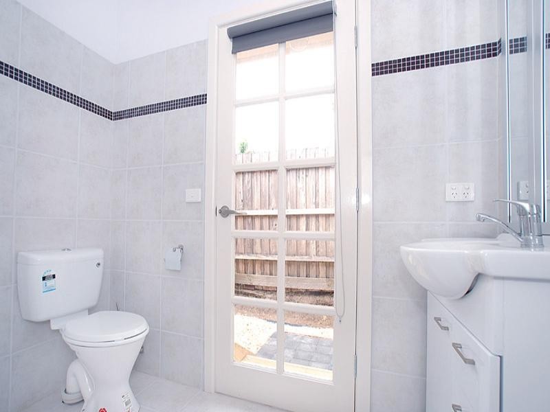 3 & 4/16 McDonald Street, Mordialloc VIC 3195