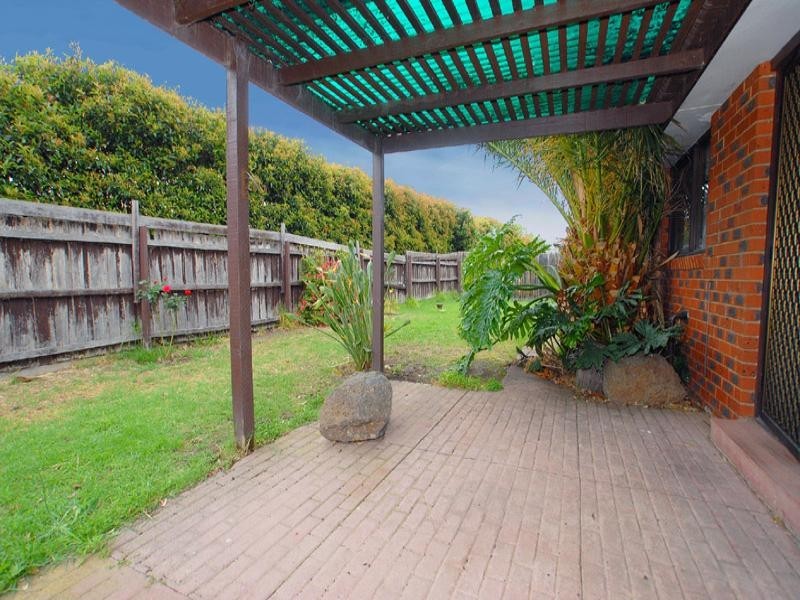 1 Tudor Court, Edithvale VIC 3196