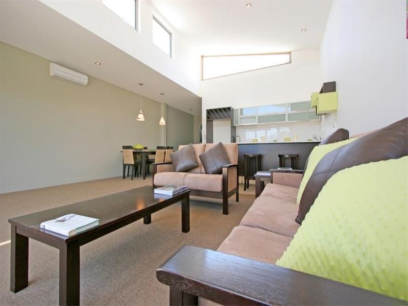 10/250 Charman Road, Cheltenham VIC 3192