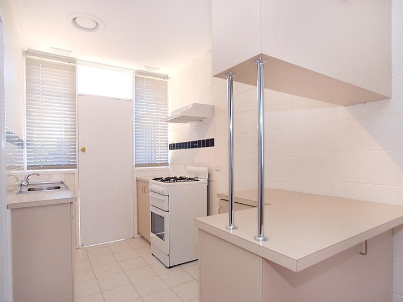 2/23 Swan Walk, Chelsea VIC 3196