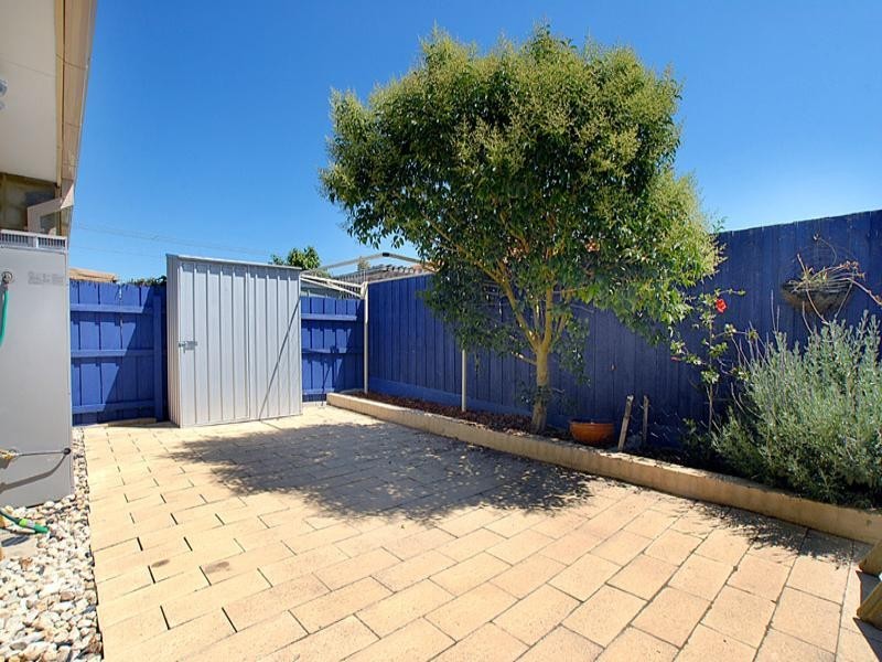 2/23 Swan Walk, Chelsea VIC 3196