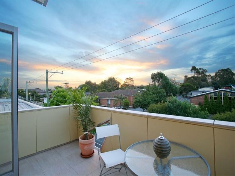 11/250 Charman Road, Cheltenham VIC 3192