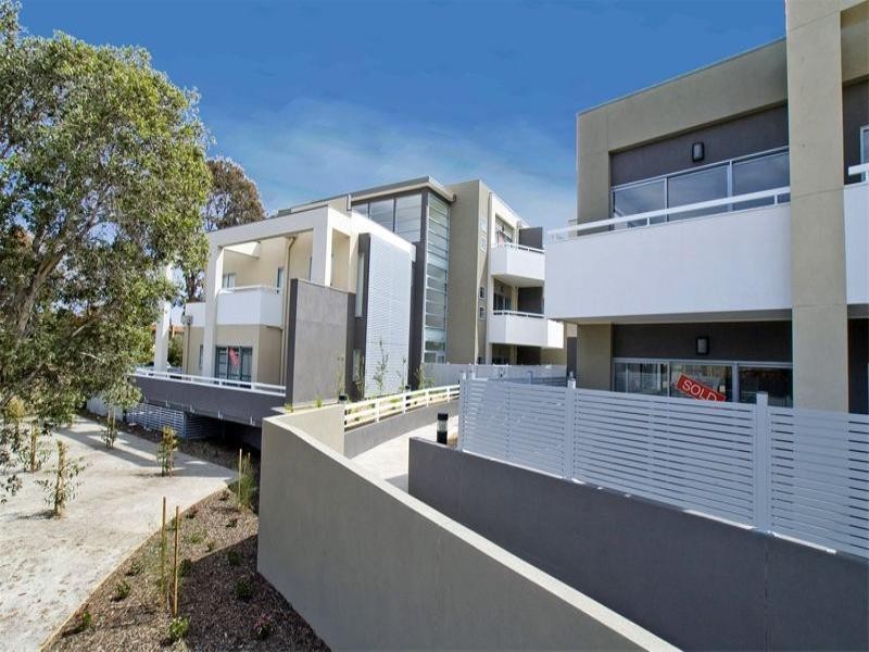4/49 “CASUARINA VILLAS” 68 Gladesville Boulevard, Patterson Lakes VIC 3197