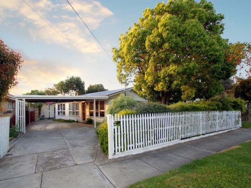 23 Wave Street, Frankston VIC 3199