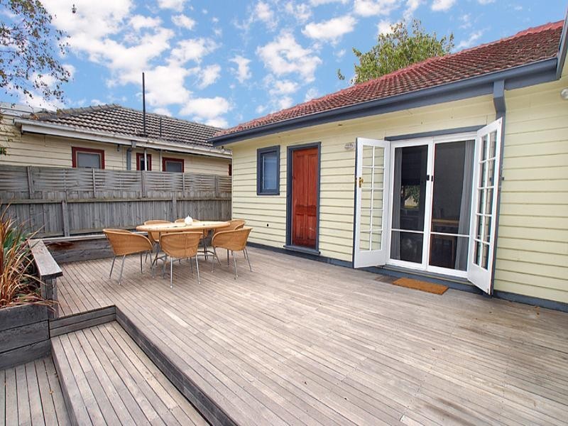 6 Rivette Street, Mordialloc VIC 3195