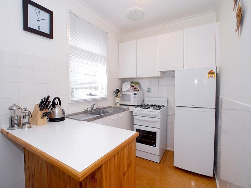 11/9 Barry Street, Mentone VIC 3194