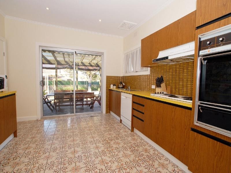 35 Station Street, Aspendale VIC 3195