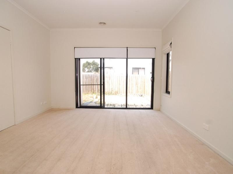 8 Hutchins Close, Mordialloc VIC 3195