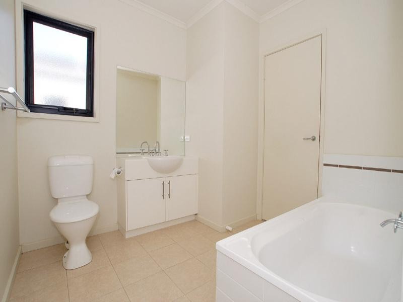 8 Hutchins Close, Mordialloc VIC 3195