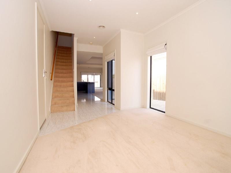 8 Hutchins Close, Mordialloc VIC 3195