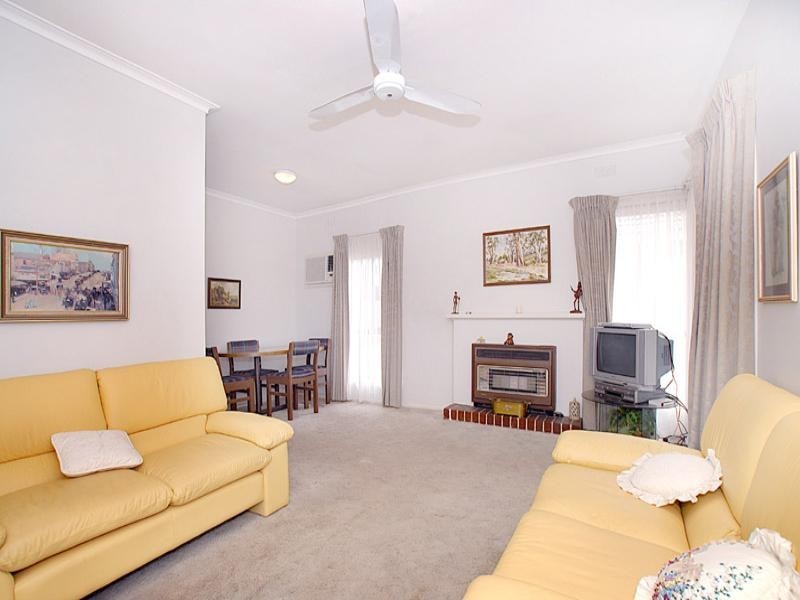 16 Parsons Street, Mordialloc VIC 3195
