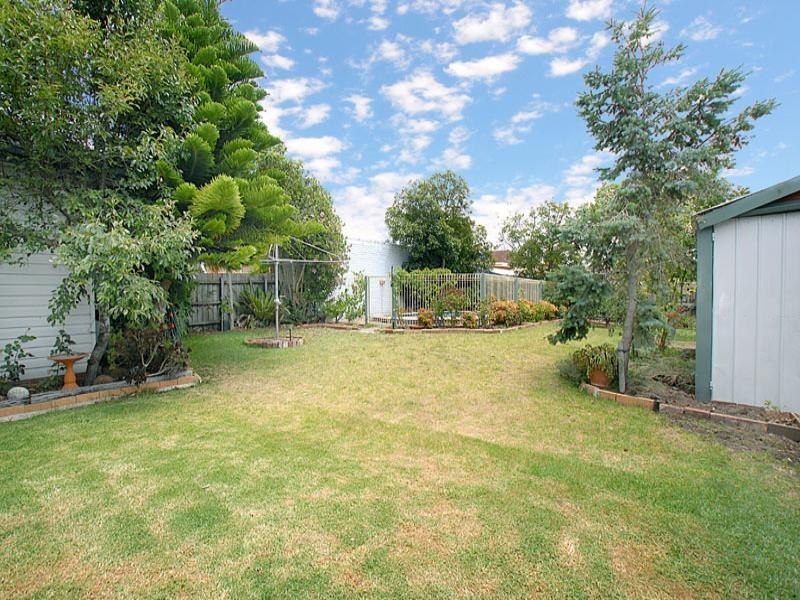 16 Parsons Street, Mordialloc VIC 3195