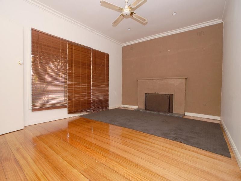 18 Kingston Street, Mordialloc VIC 3195