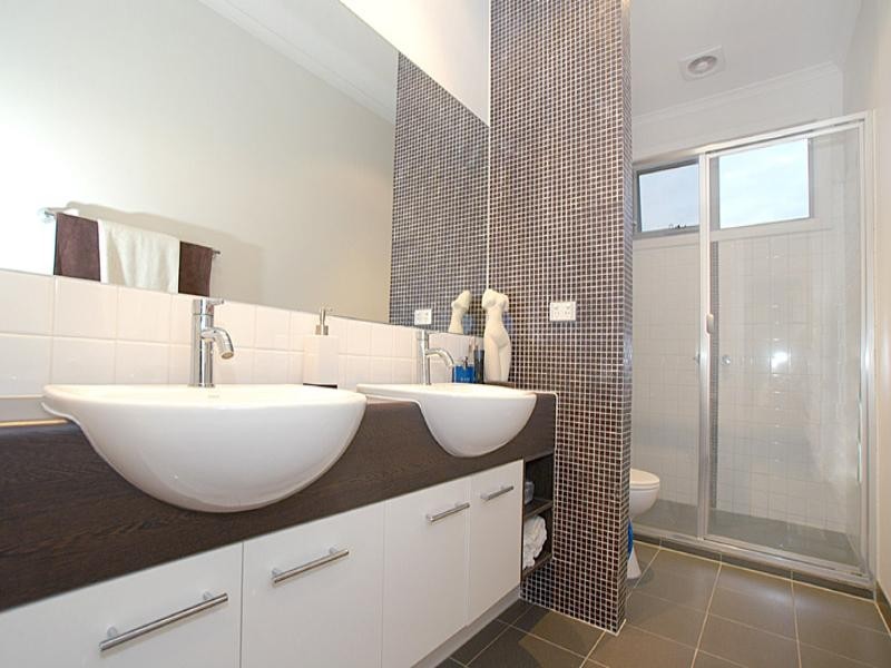 22 Linlithgow Terrace, Waterways VIC 3195