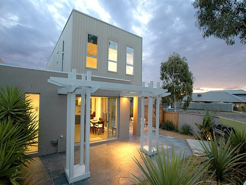 22 Linlithgow Terrace, Waterways VIC 3195