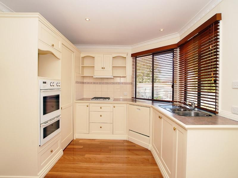 10a Ashmore Avenue, Mordialloc VIC 3195