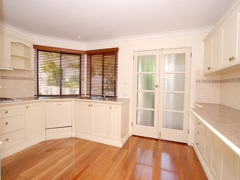 10a Ashmore Avenue, Mordialloc VIC 3195