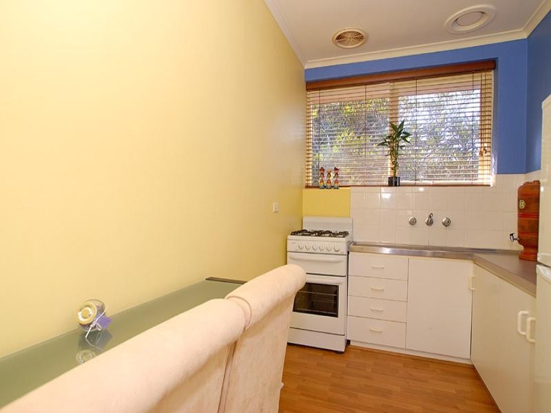 9/2 Thomson Rise, Parkdale VIC 3195