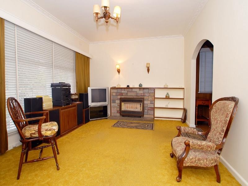 6 Scarlet Street, Mordialloc VIC 3195