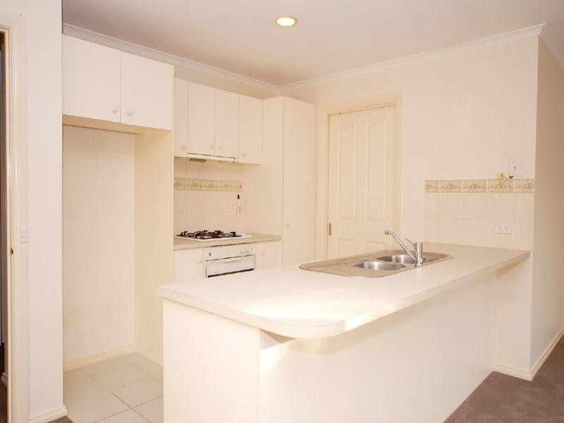 18 Edith Street, Mordialloc VIC 3195