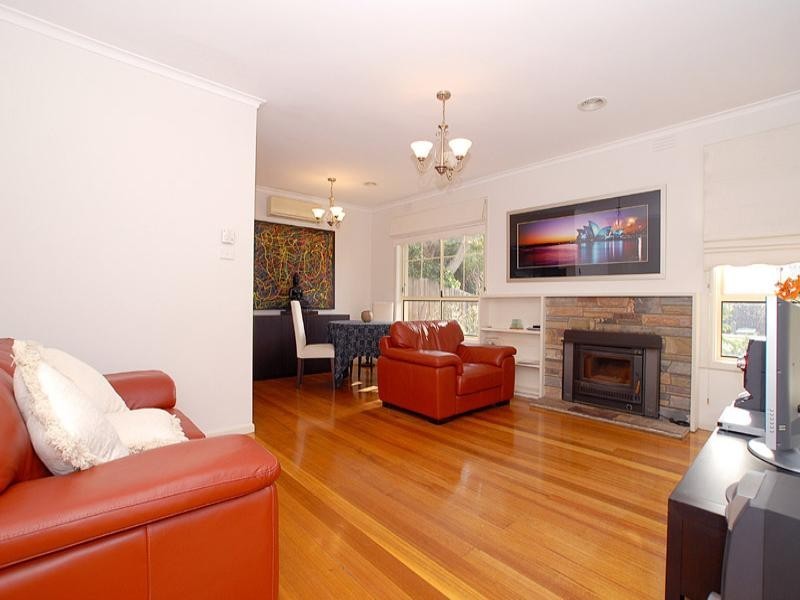 82 Ella Grove, Chelsea VIC 3196