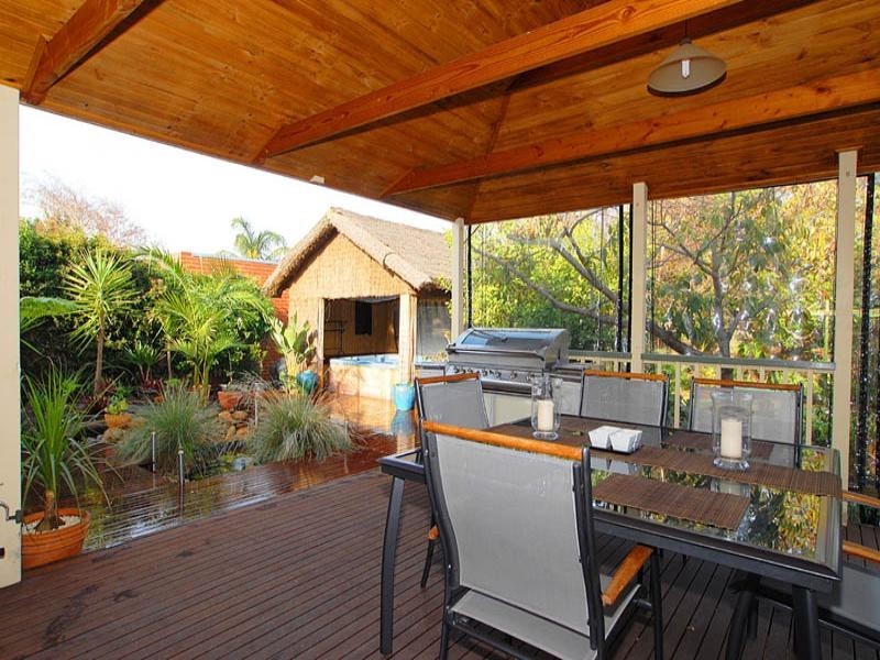 82 Ella Grove, Chelsea VIC 3196