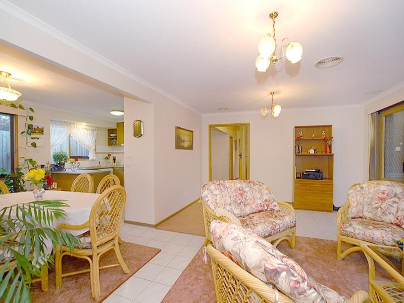 11 Trawalla Street, Aspendale Gardens VIC 3195